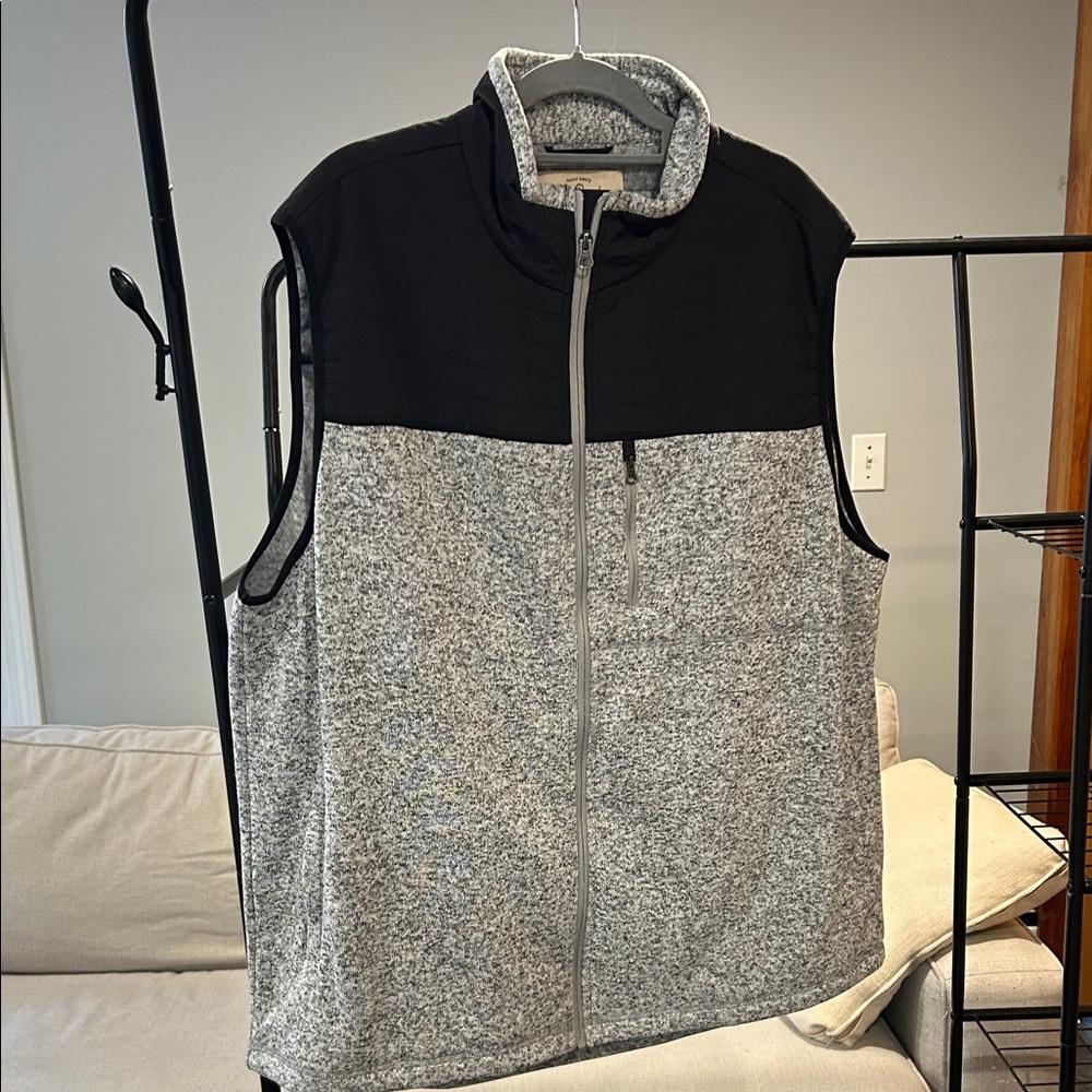 Black and Gray Sleeveless Vest